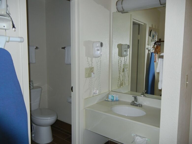 Hotel Quality Inn Toledo Airport