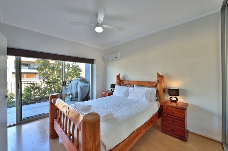 Apartamentos Del Mar 28