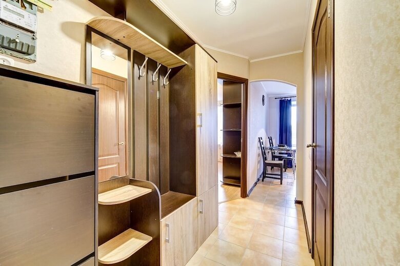 Ag Apartment Lensoveta 64