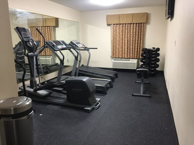 Hotel Quality Inn & Suites