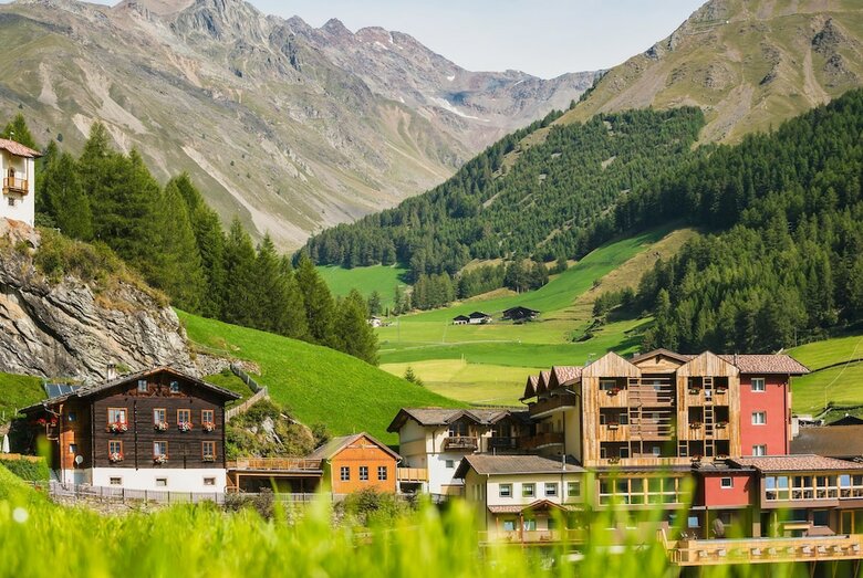 Tonzhaus Hotel & Restaurant
