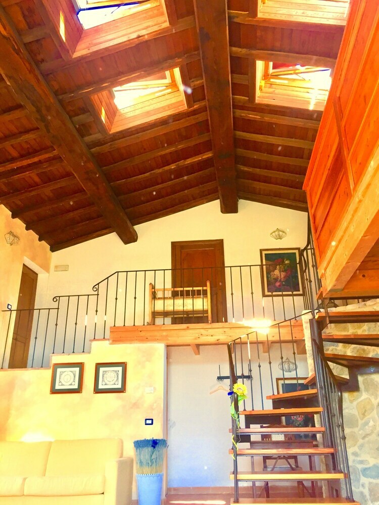 Hotel Locanda Vesuna