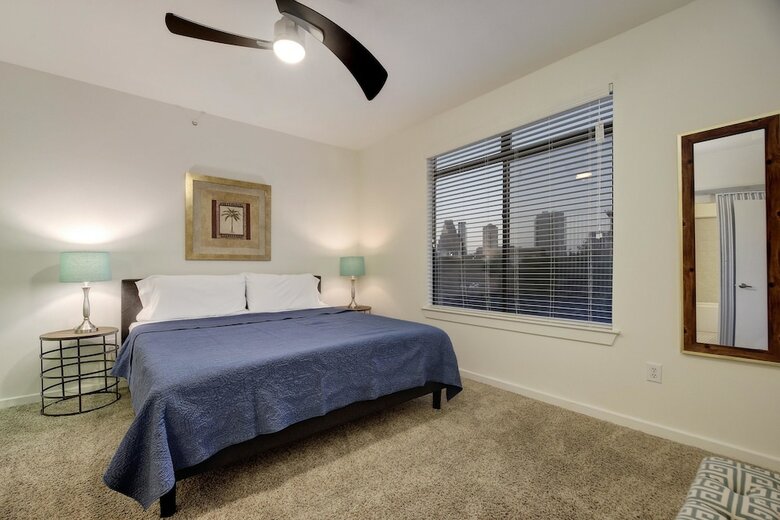Staylo Modern 2 Bedroom Apartment