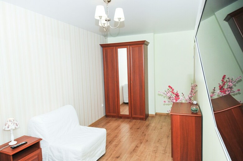 Aelita Apartment With Port View