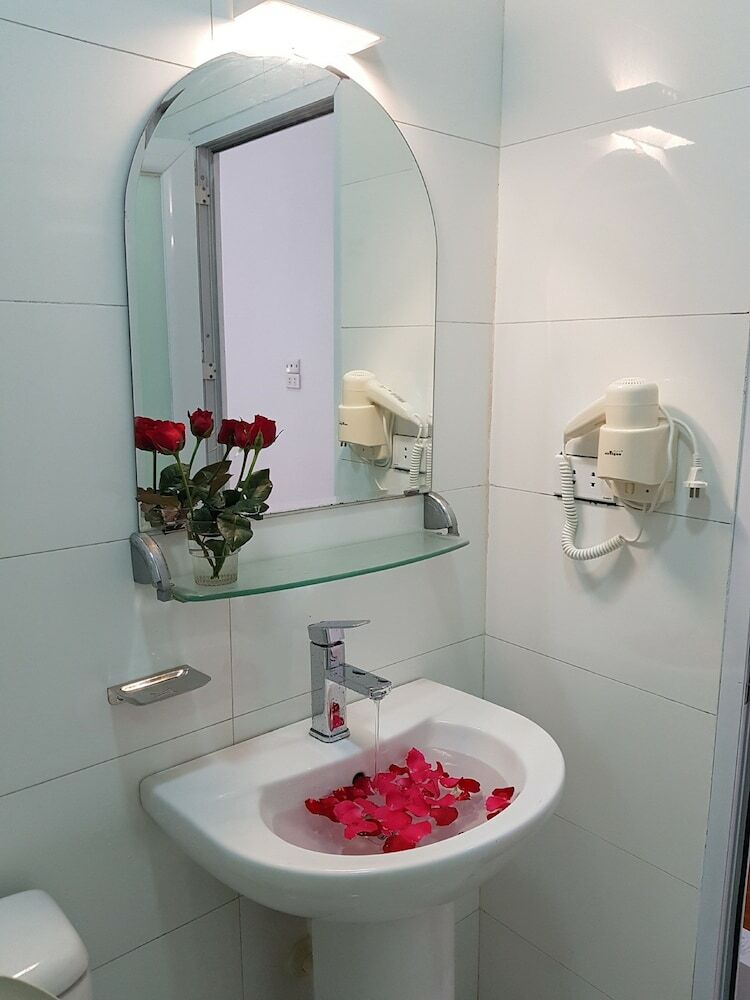 Hanoi Oriental Pearl Hotel
