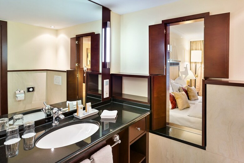 Austria Trend Hotel Schloss Lebenberg