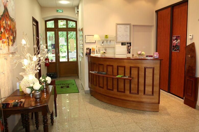 Hotel Logis H�tel Du Parc