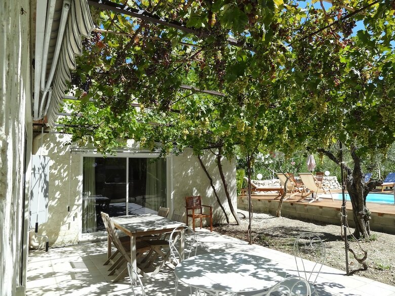 Hotel Locations Des Alpilles