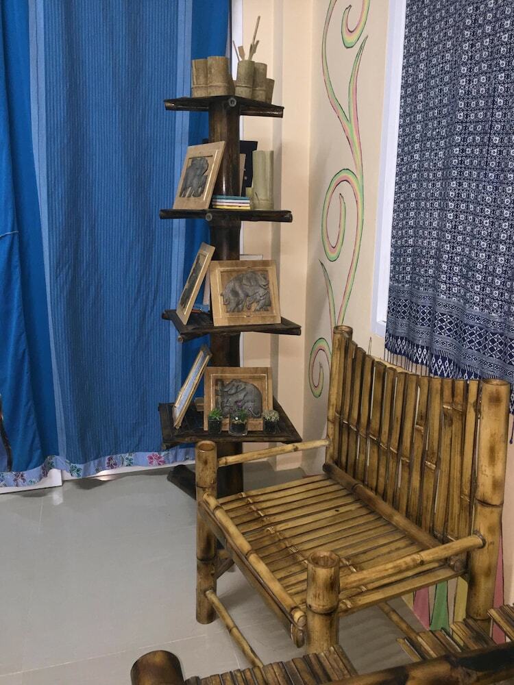 Hostal Khaosok N & B Boutique