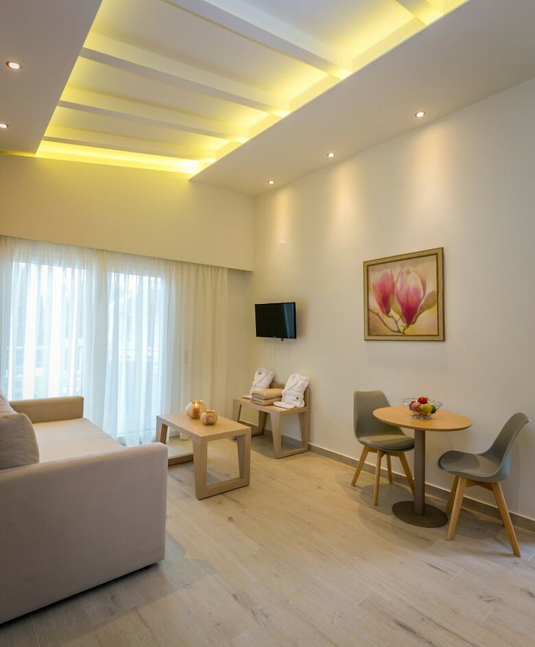 Hotel Lobelia Luxury Suites