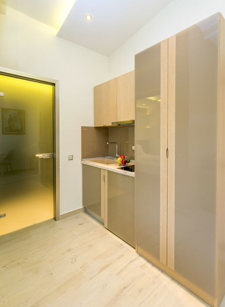 Hotel Lobelia Luxury Suites