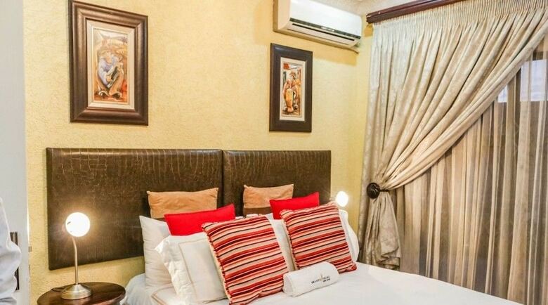 Hotel Kwantulindawo Guesthouse Newcastle