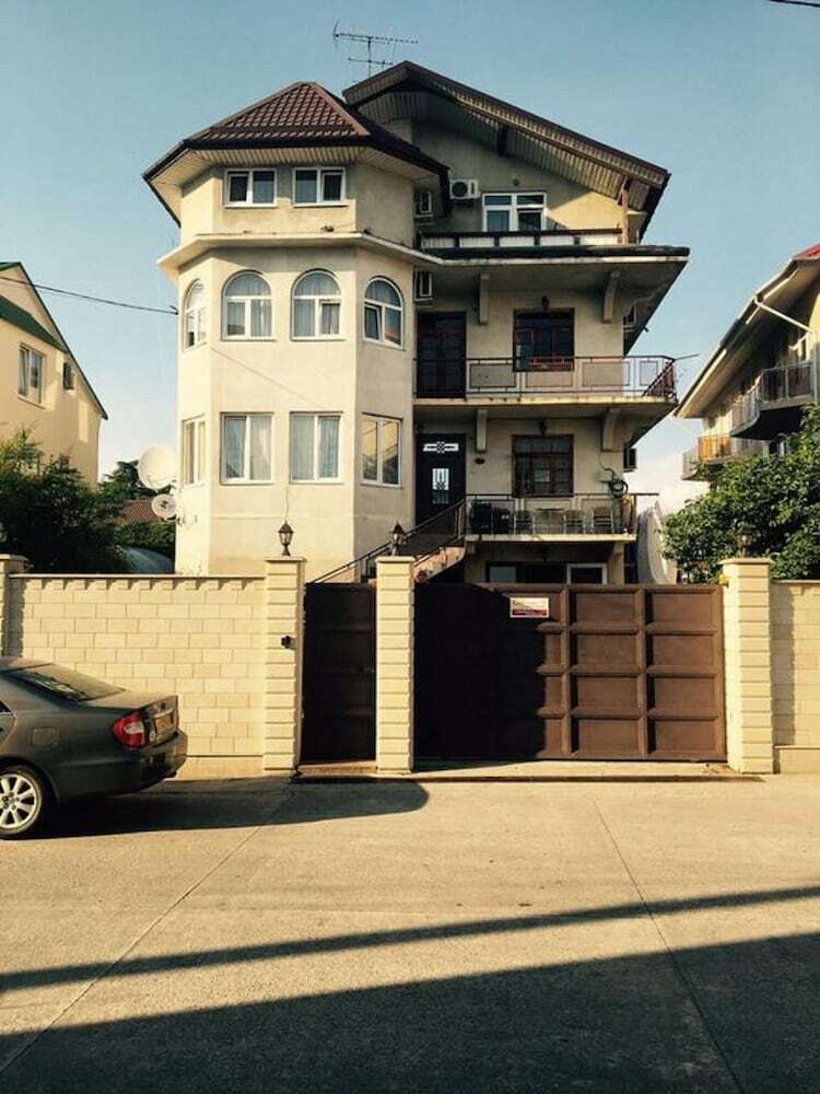 Hotel Zhemchuzhina