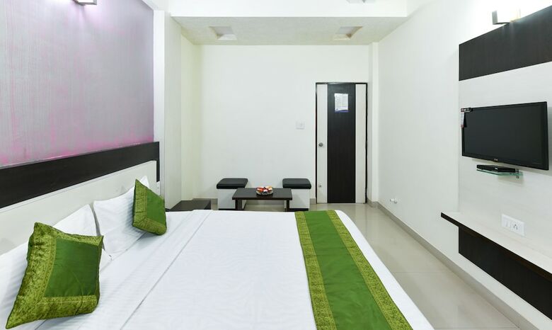 Treebo Skylon Hotel