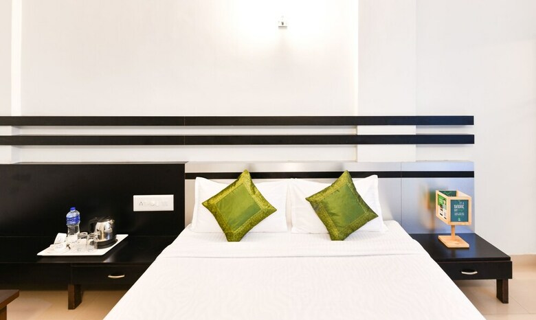 Treebo Skylon Hotel