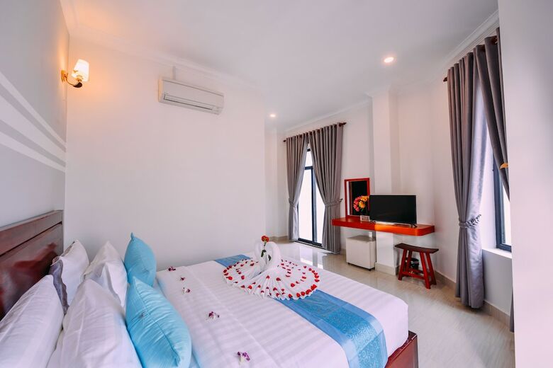 Sky Palace Boutique Hotel
