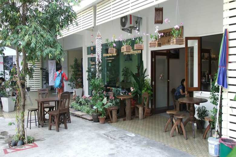 Sri Krungthep Hotel