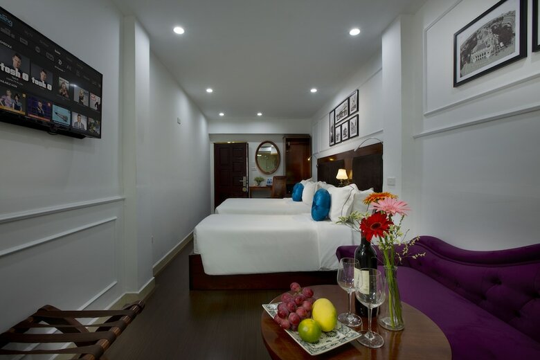 Antique Angel Hotel
