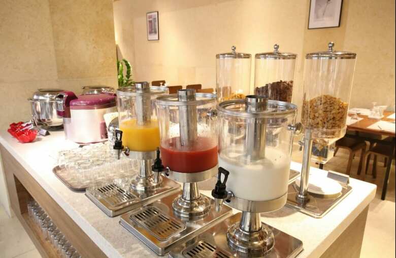 Yeoubi Hotel