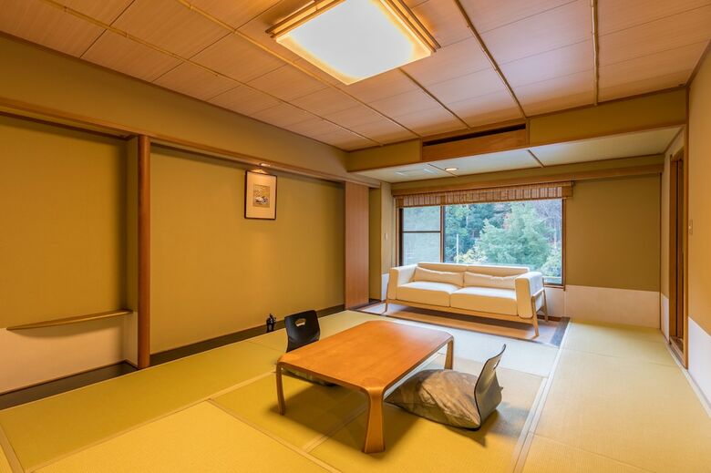 Yoritomonoyu Honjin
