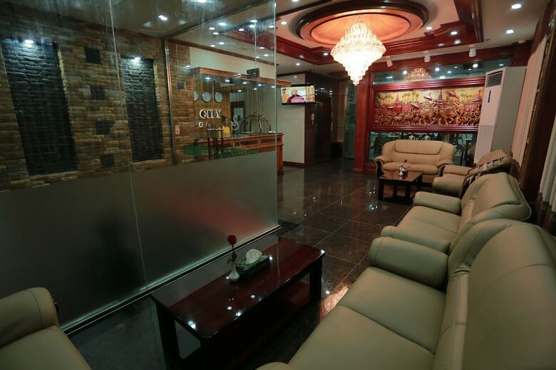Silver City Hotel