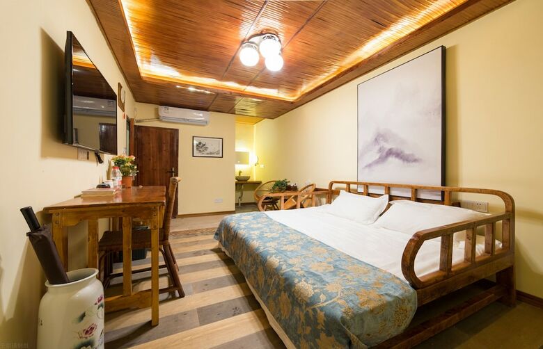 Hotel Hemu Shantang Street