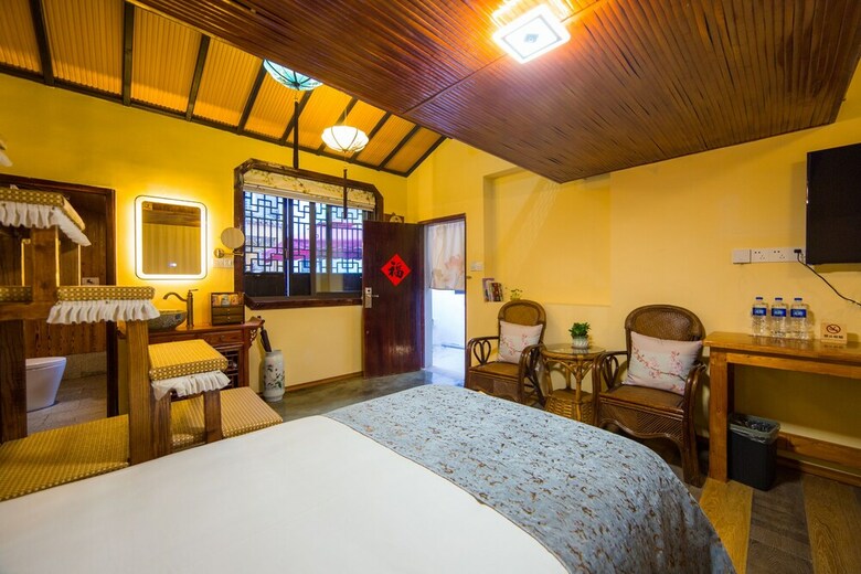 Hotel Hemu Shantang Street