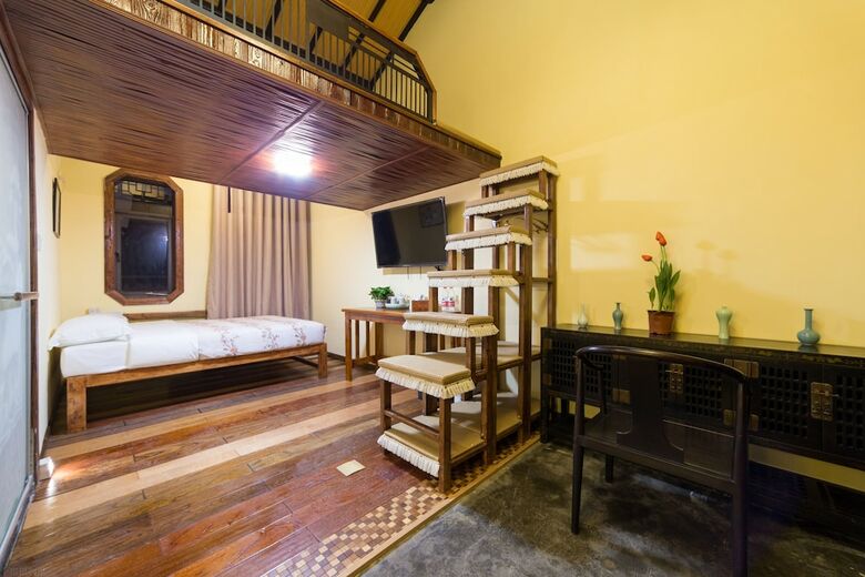 Hotel Hemu Shantang Street