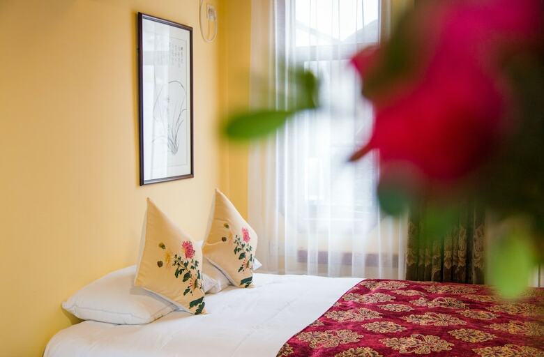 Hotel Hemu Shantang Street