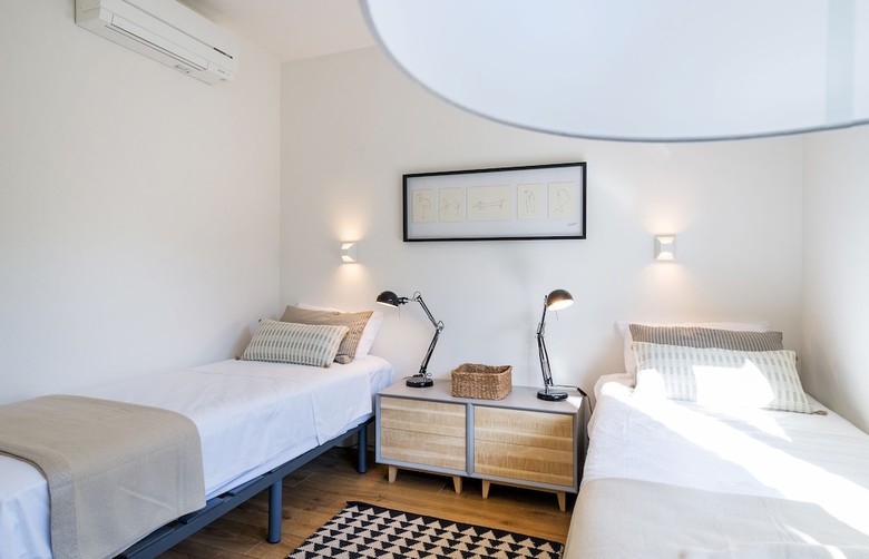 Stylish Sa Riera Apartment, 5 Mins Walk To Beach