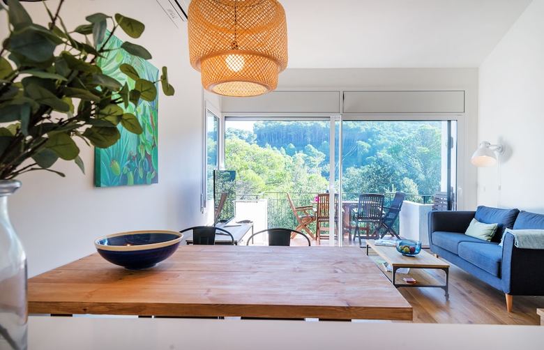 Stylish Sa Riera Apartment, 5 Mins Walk To Beach