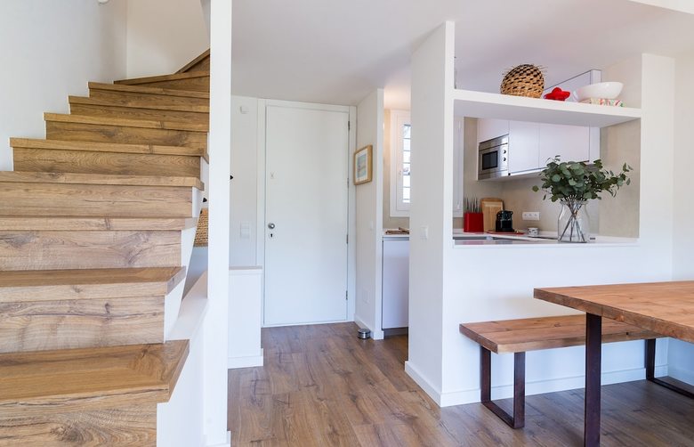 Stylish Sa Riera Apartment, 5 Mins Walk To Beach