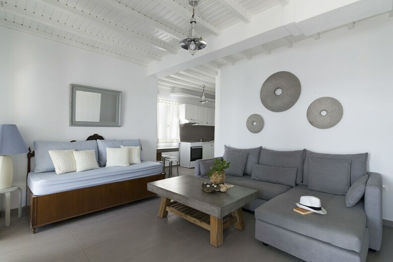 Apartamentos Amperian Mykonos Suites