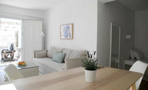 Apartamentos Amperian Mykonos Suites