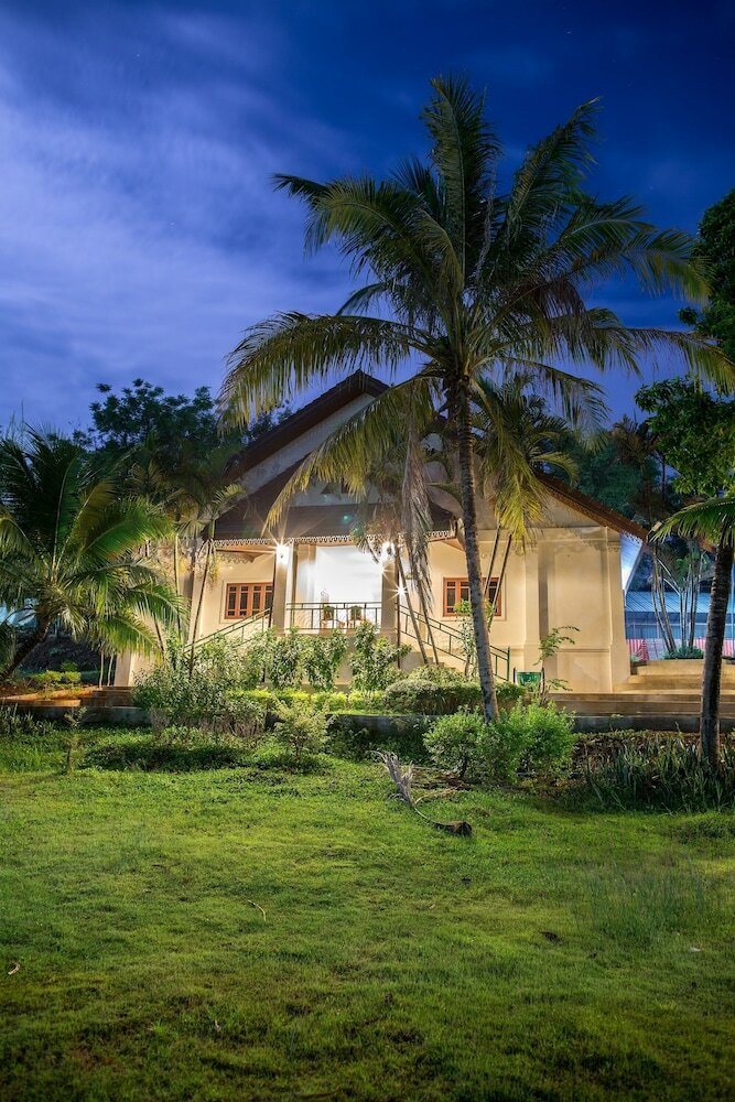 Hotel Phubachiang Golf & Resort Pakse