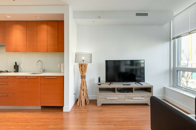 Waterfront Apartments By Corporate Stays