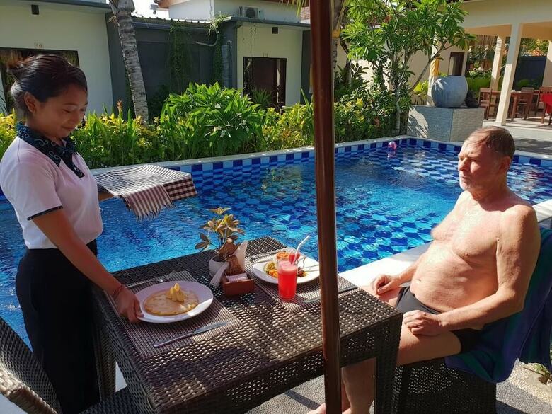 Bed & Breakfast Palm Bamboo Hotel