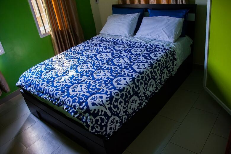 Summer Vista Ensuit Hotel