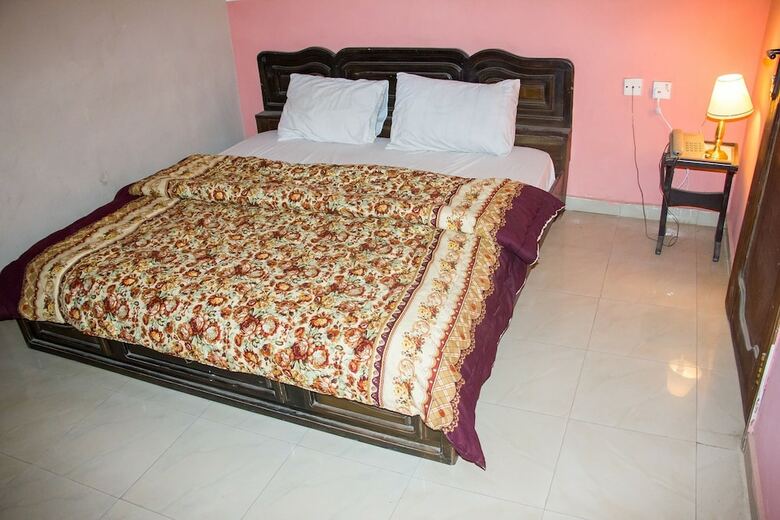 Moye Hotel