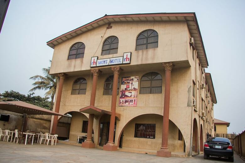 Moye Hotel