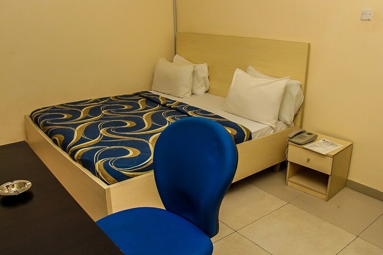 Hotel Choiceville Suites