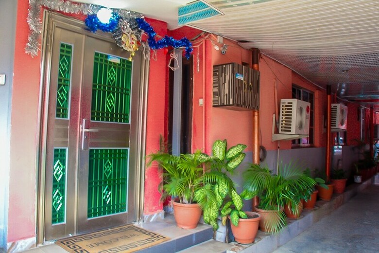 Hotel Choiceville Suites