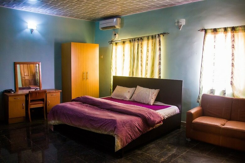 Lekki Hotel And Suites