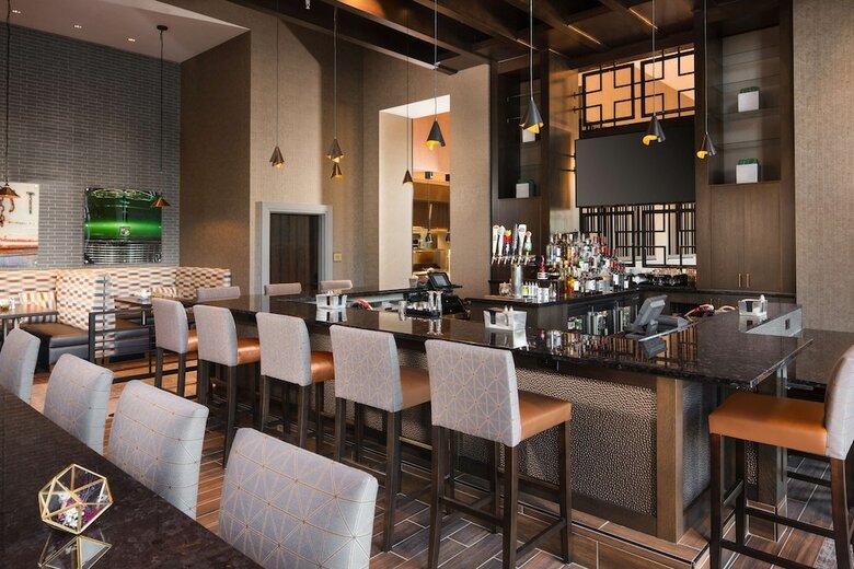 Hotel Embassy Suites By Hilton South Bend At Notre Dame