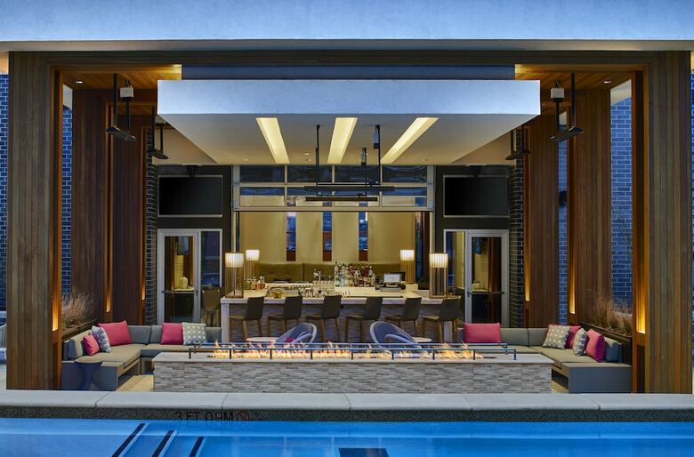 AC Hotel By Marriott Nashville Downtown