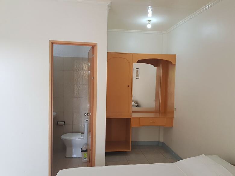 Hotel Alona Bamboo House