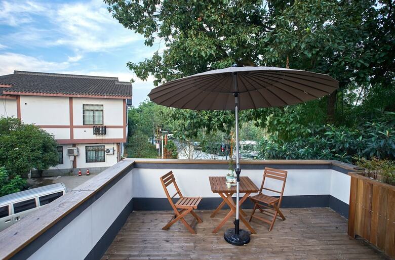 Hotel Best Wishes West Lake Lnn