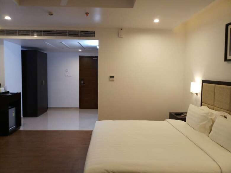 Hotel Triguna Clarks Inn