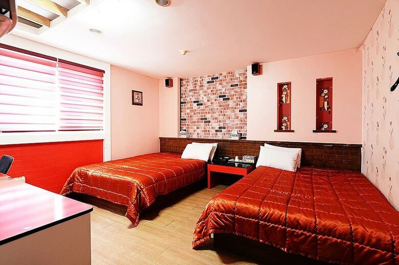 Hotel Cyber Motel