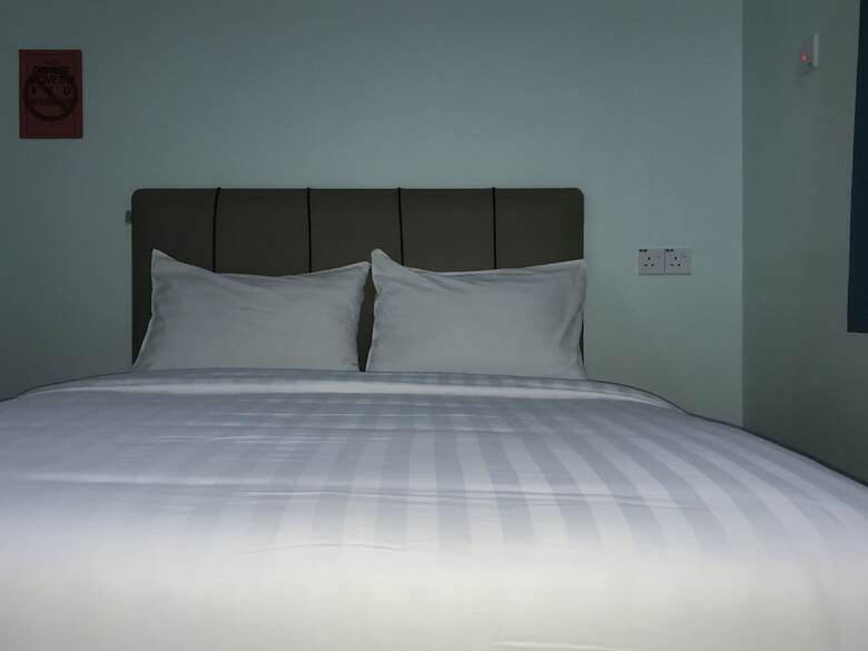 Hotel Oyo 89855 Salim Room